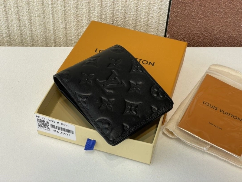 LV Wallets 4365H-0375