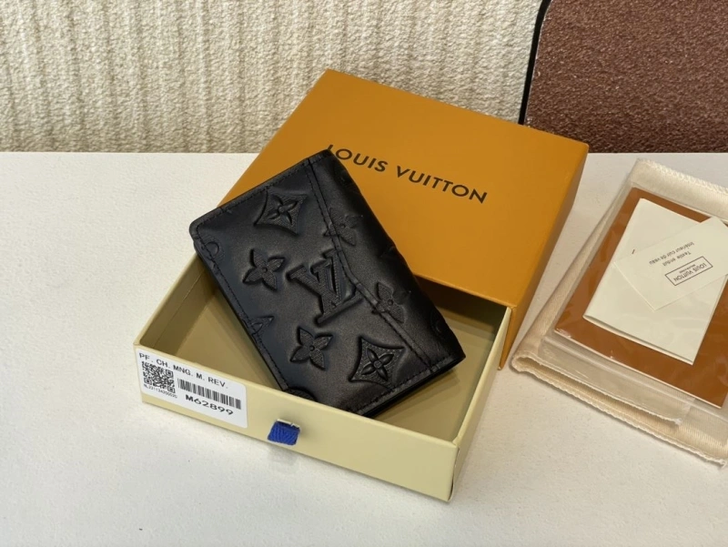 LV Wallets 4365H-0376