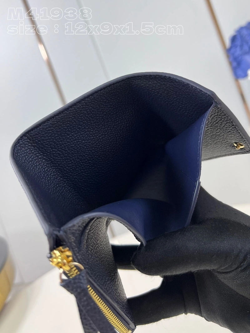 LV Wallets 4365H-0457