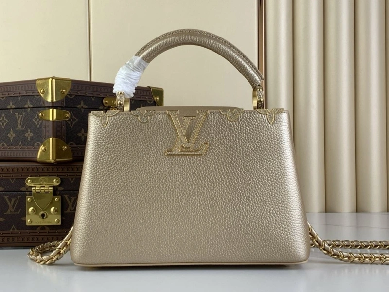 LV Capucines Bags 4365H-0671