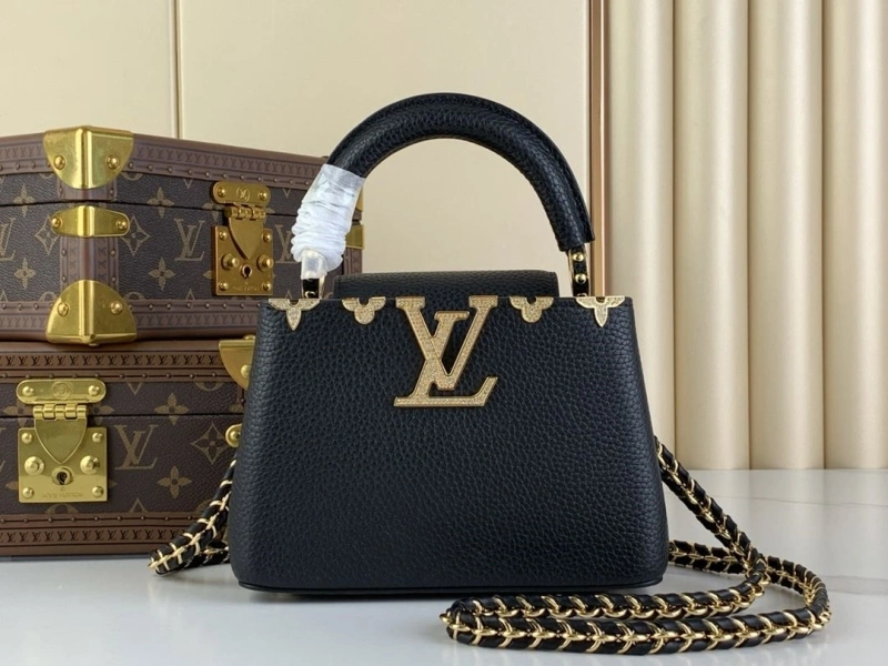 LV Capucines Bags 4365H-0673