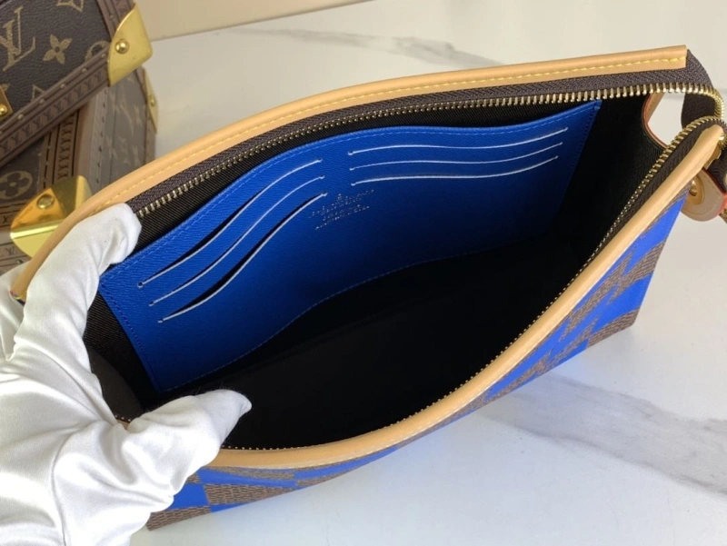 LV Clutch Bags 4365I-0077