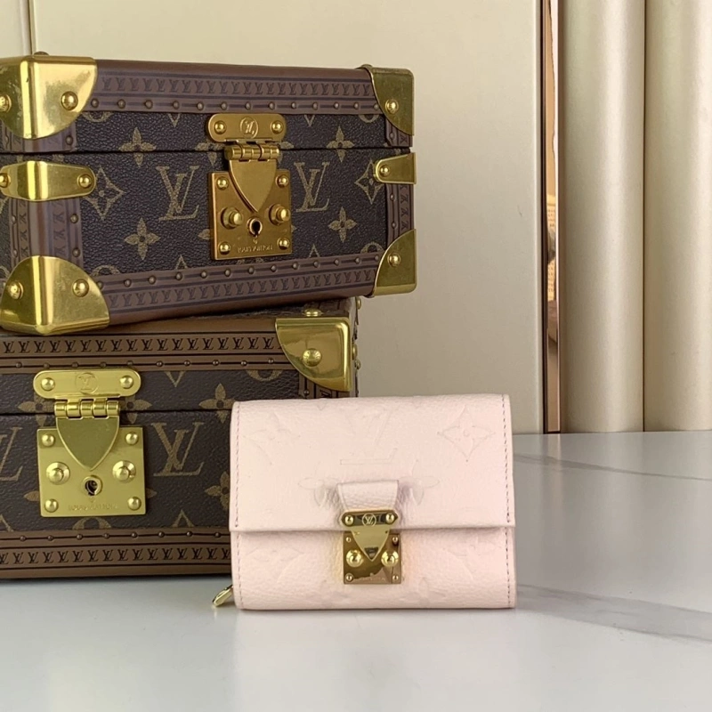 LV Wallets 4365I-0082