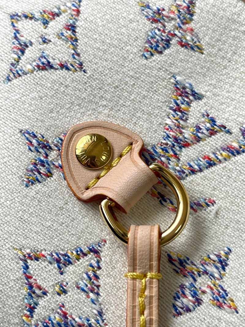 LV Shopping Bags 4365I-0105