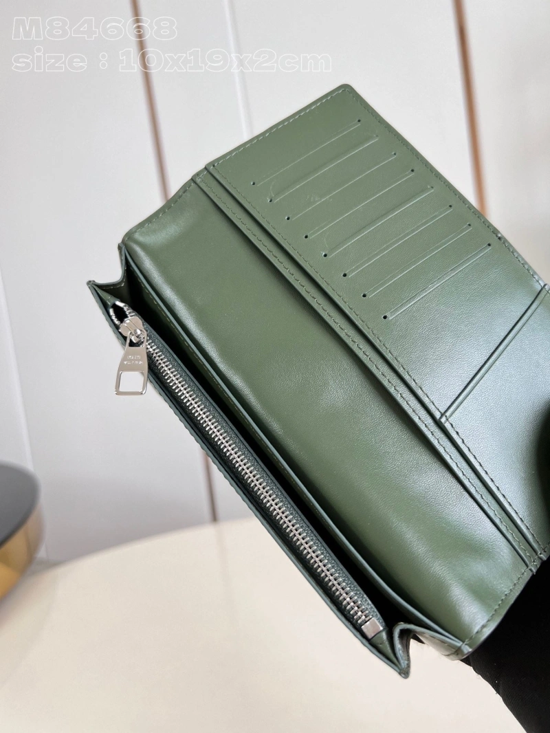LV Wallets 4365I-0128