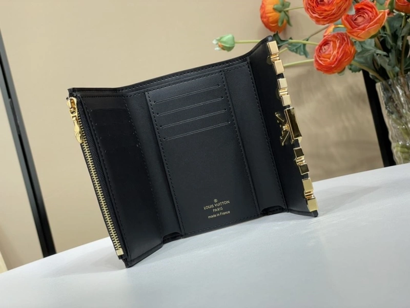 LV Wallets 4365I-0288