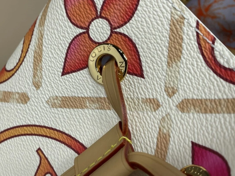 LV Bucket Bags 4365I-0358