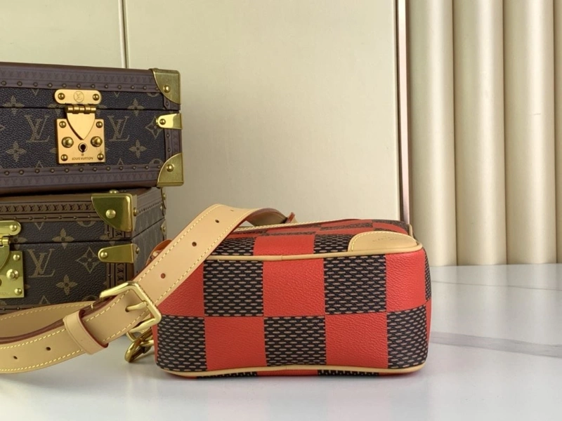LV Box Bags 4365I-0442