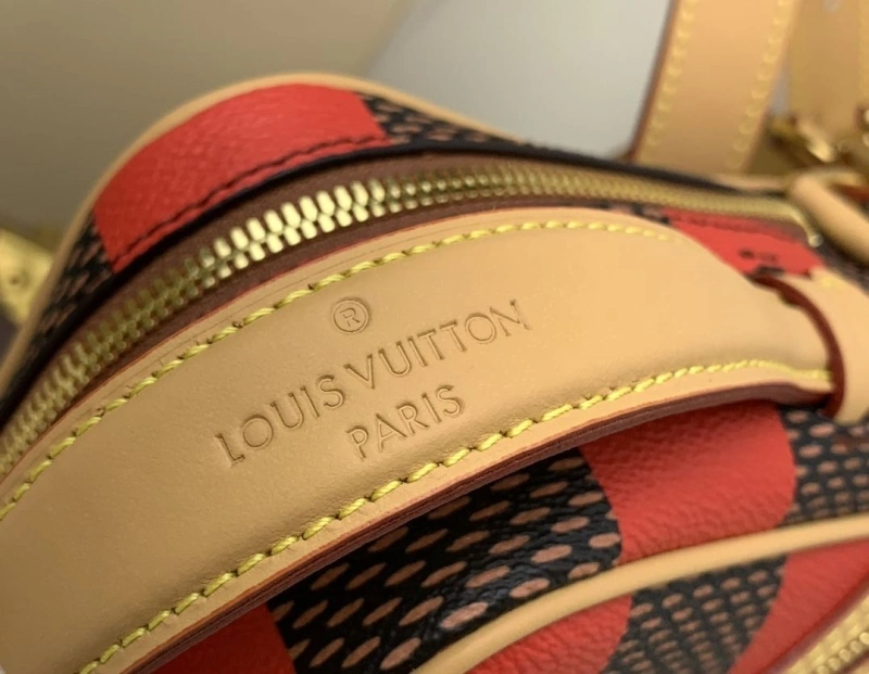 LV Box Bags 4365I-0442