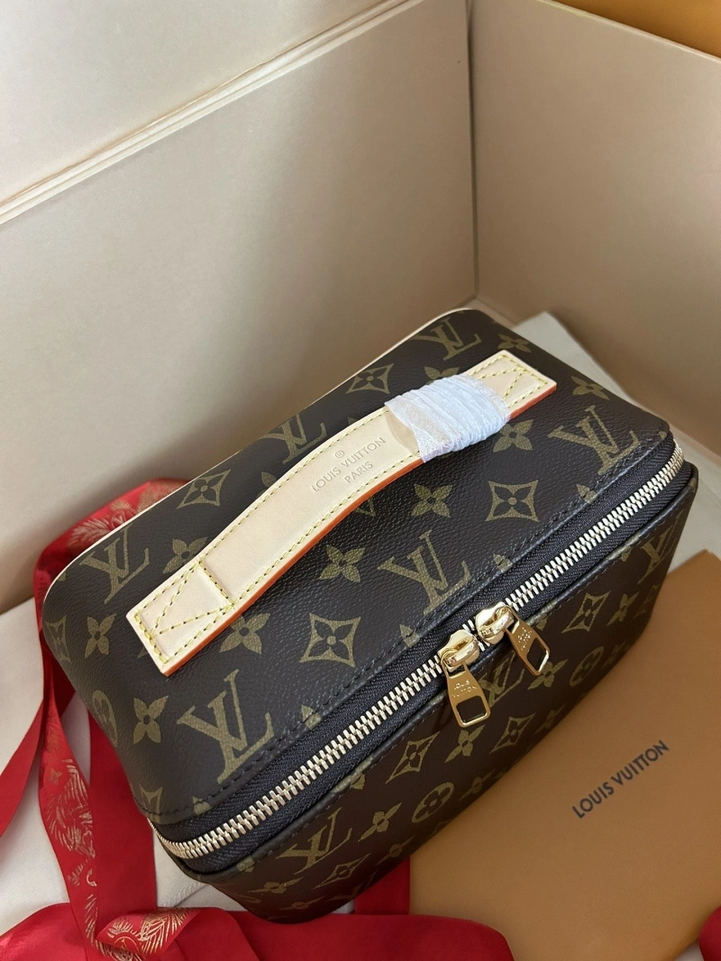 LV Cosmetic Bags 4365I-0573