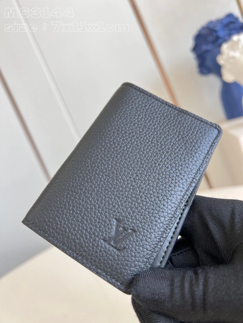 LV Wallets 4365I-0701