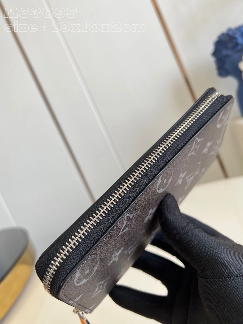LV Wallets 4365I-0747