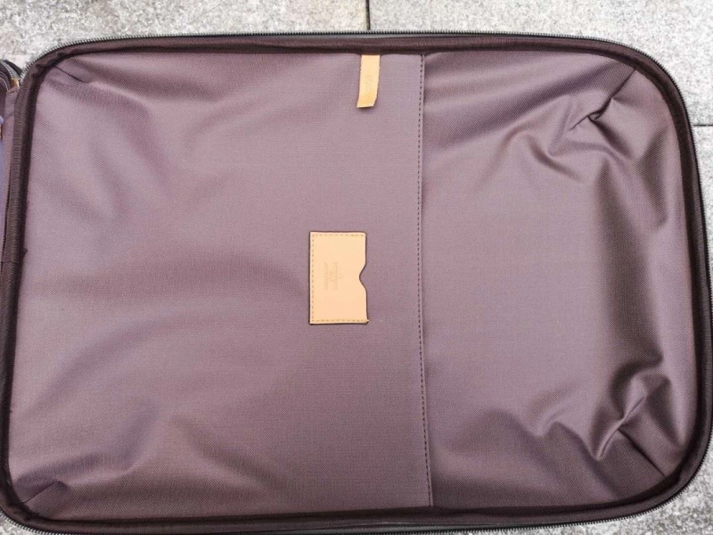 LV Suitcase 4461-0199