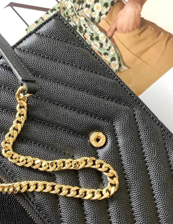 Gvc*1 satchel bags 4837a-0020