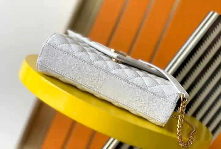 Gvc*1 satchel bags 4837a-0048